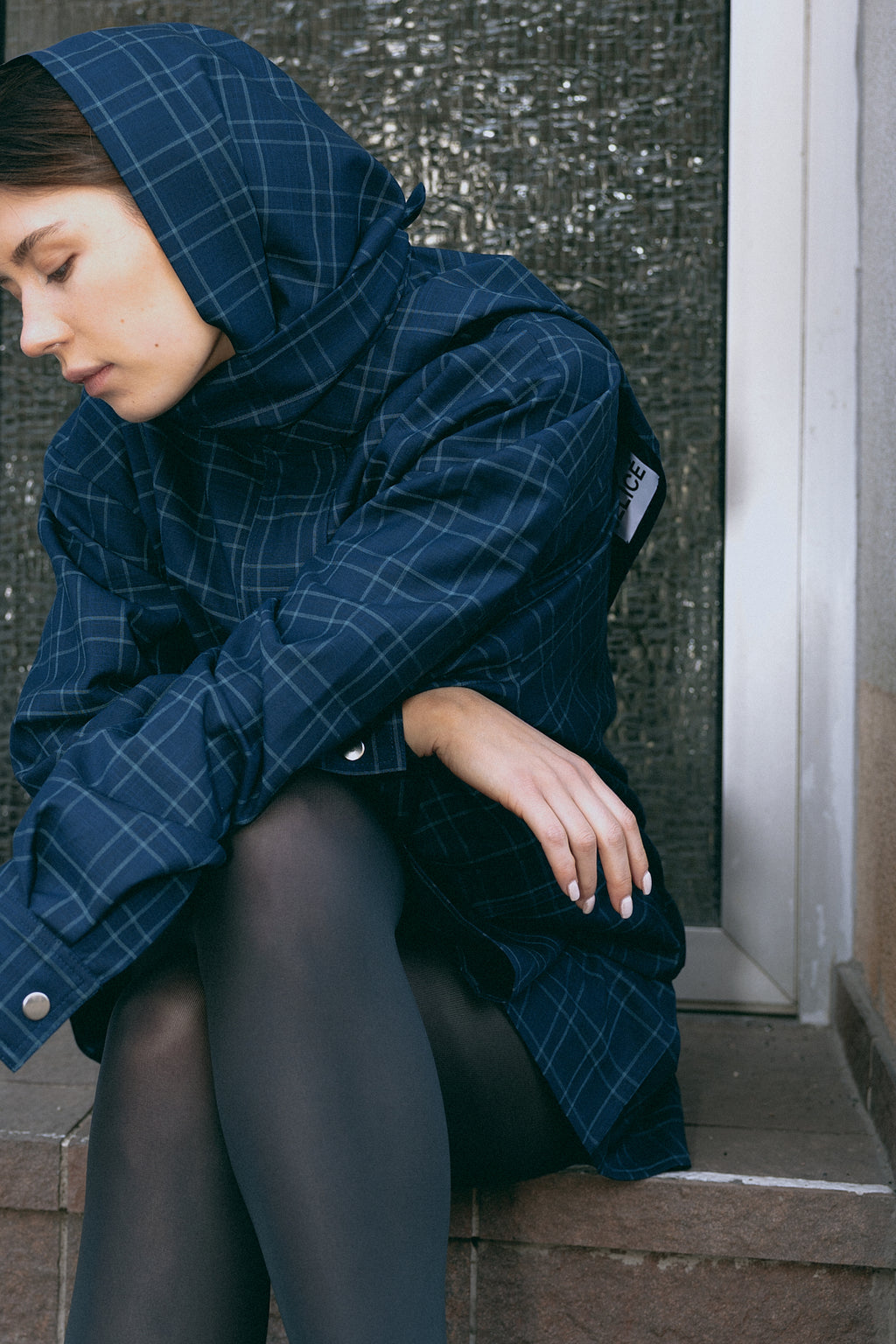 number 21 blue navy checkered triangular scarf in cotton
