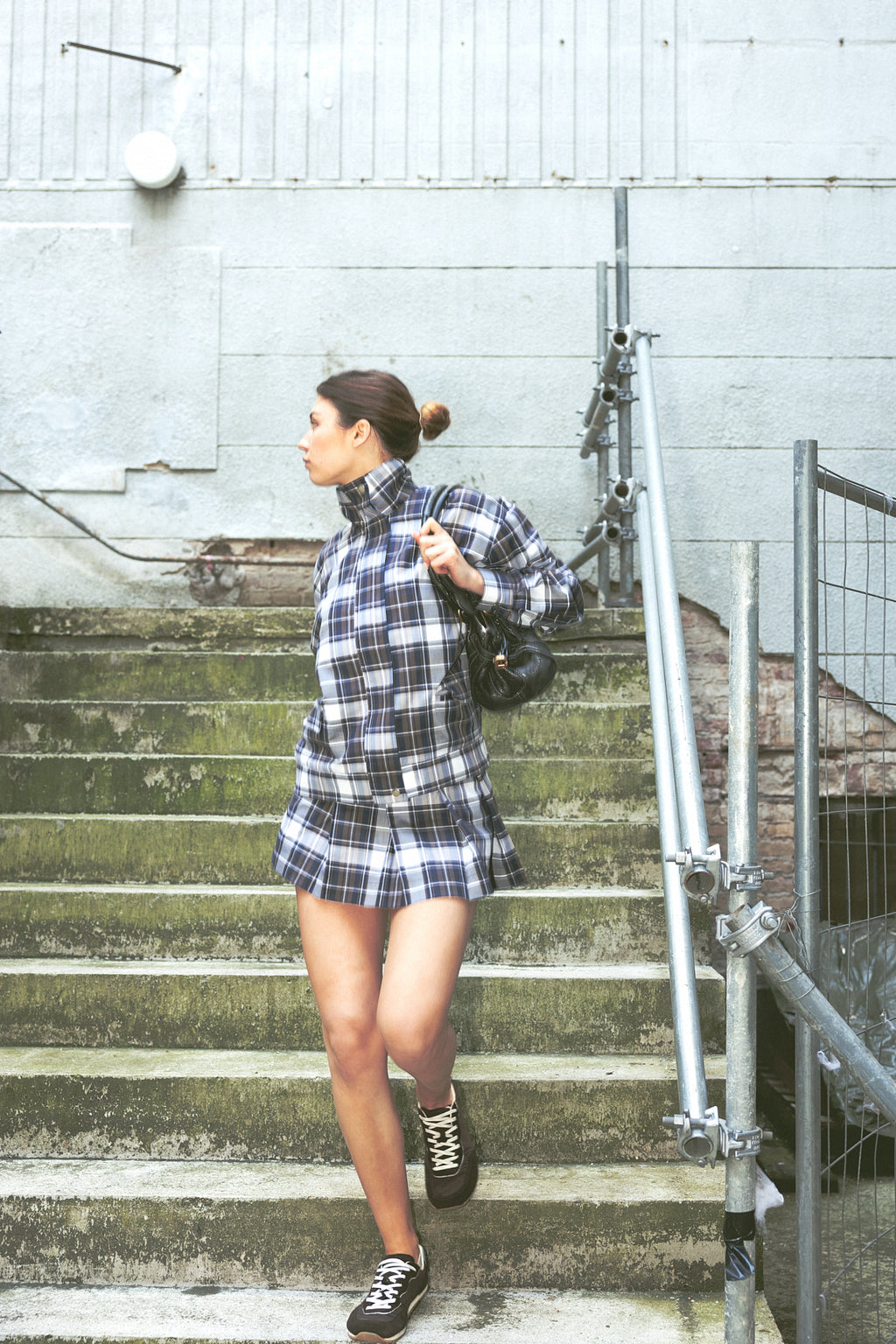 number 24 brown navy checkered jacket in cotton