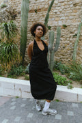 number 34 black long dress with an open back in cotton